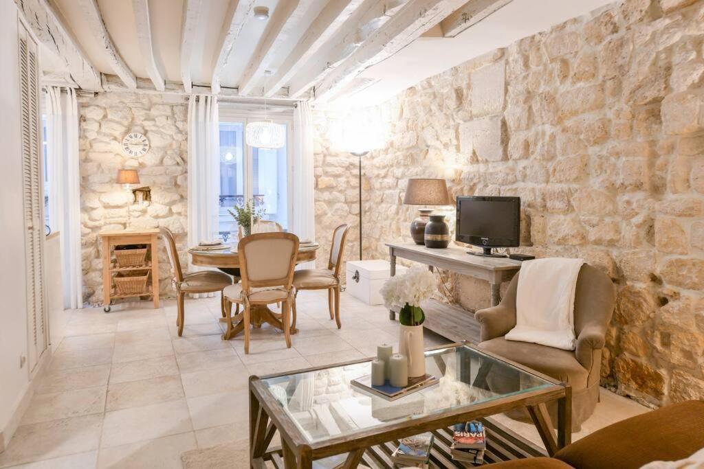 Cosy Appartement En Plein Marais Paris Bagian luar foto